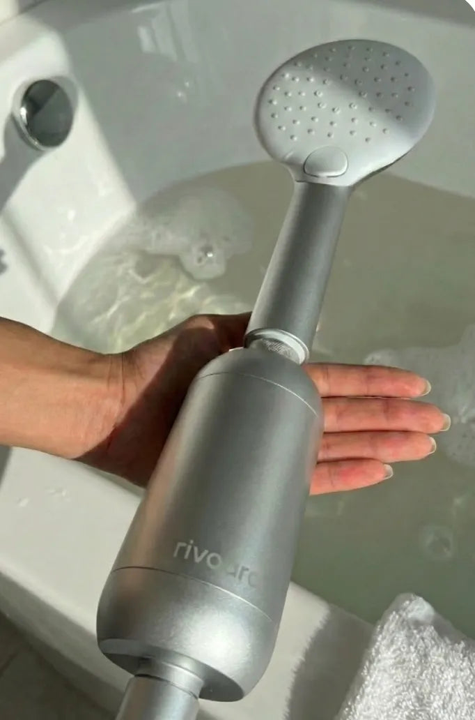 Rivoara Duschfilter im Badezimmer